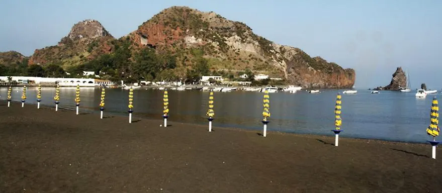Playa Vulcano 0*, וולקאנו איטליה